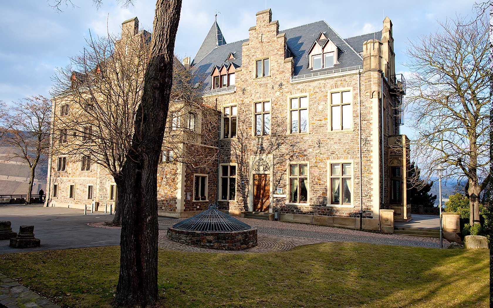 Historisches Gebäude der Burg Klopp in Bingen